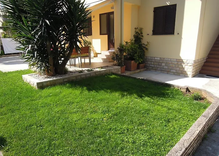 Apartments Simicev *