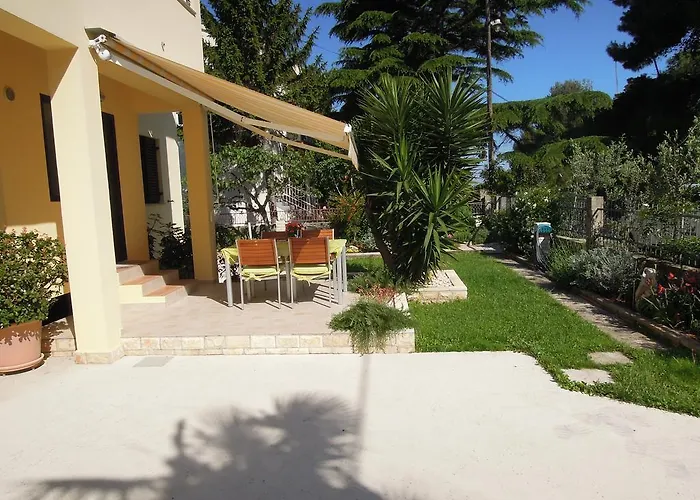 Apartments Simicev *